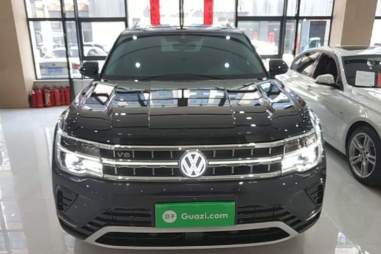 Used Volkswagen Teramont 2024 530 V6 All-Wheel Drive Prestige Luxury Edition Front