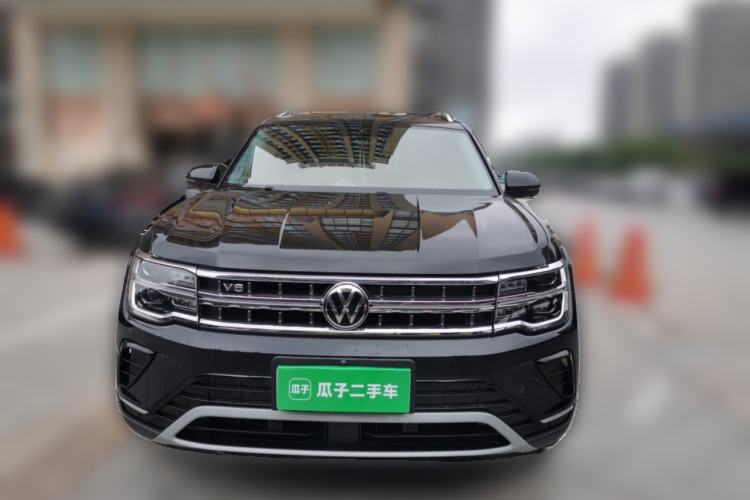 Used Volkswagen Teramont 2024 530 V6 All-Wheel-Drive Dragon Edition Front