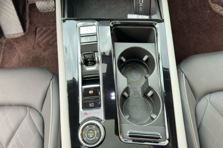 Used Volkswagen Teramont 2024 380TSI All-Wheel Drive Longyao Edition Gear Lever