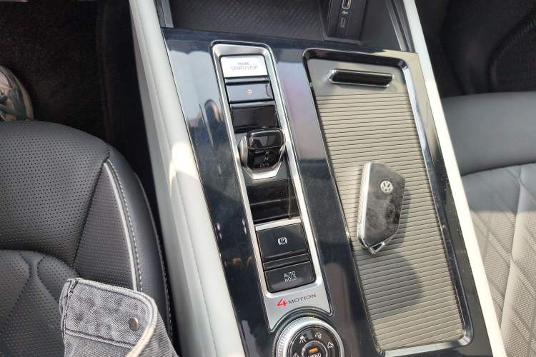 Used Volkswagen Teramont 2024 380TSI Four-Wheel Drive Prestige Luxury Edition Gear Lever