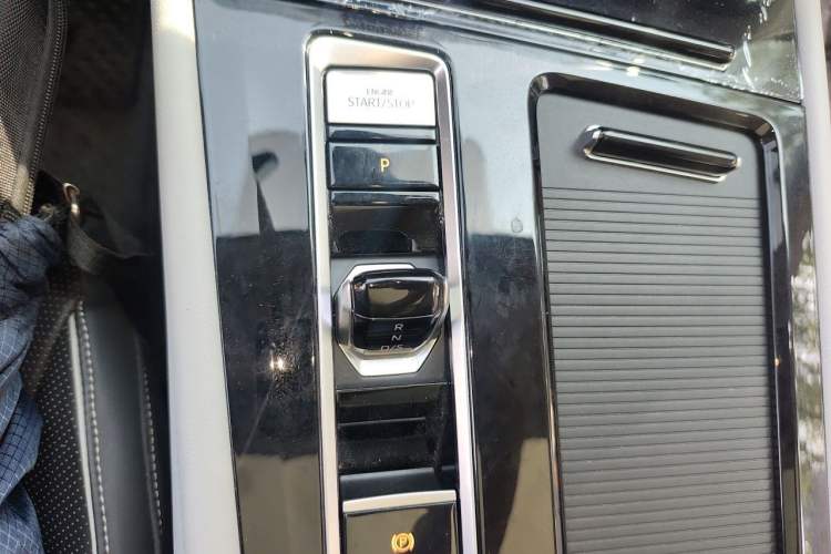 Used Volkswagen Teramont 2024 380TSI Four-Wheel Drive Prestige Luxury Edition Gear Lever