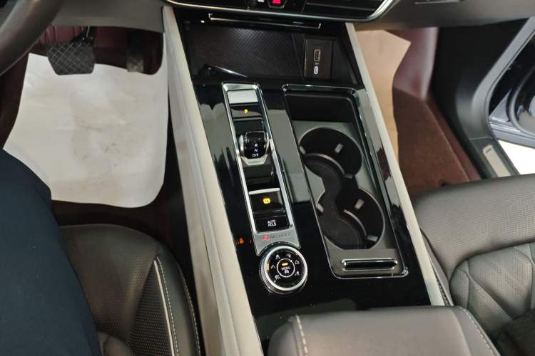 Used Volkswagen Teramont 2024 380TSI Four-Wheel Drive Prestige Luxury Edition Gear Lever