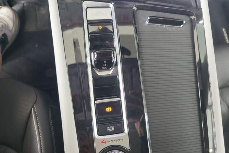 Used Volkswagen Teramont 2024 380TSI Four-Wheel Drive Longxiang Edition Gear Lever