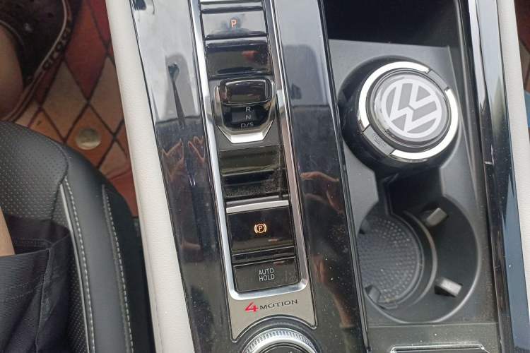 Used Volkswagen Teramont 2024 380TSI All-Wheel Drive Longyao Edition Gear Lever