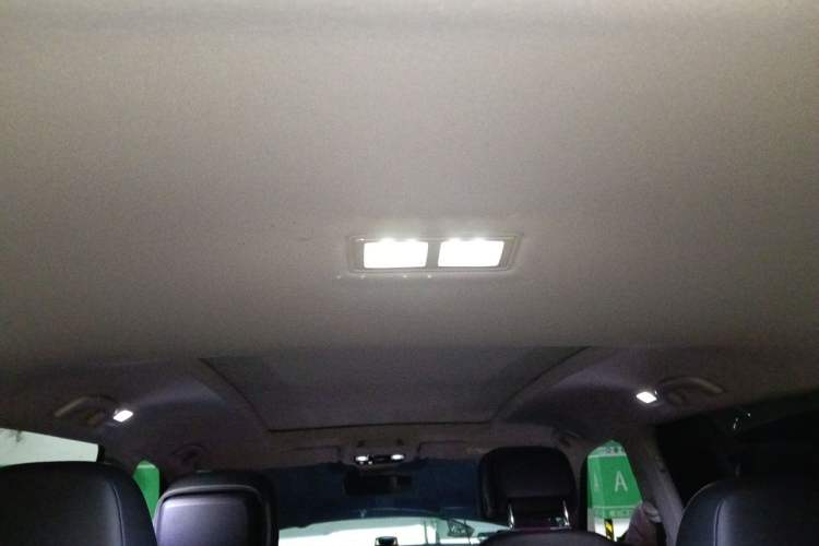 Used Volkswagen Teramont 2024 380TSI All-Wheel Drive Longyao Edition Headliner