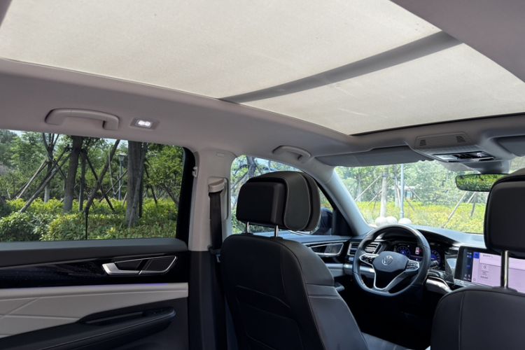 Used Volkswagen Teramont 2024 380TSI All-Wheel Drive Longyao Edition Headliner