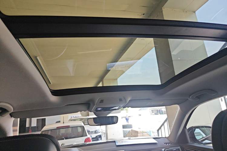 Used Volkswagen Teramont 2024 380TSI Four-Wheel Drive Longxiang Edition Headliner