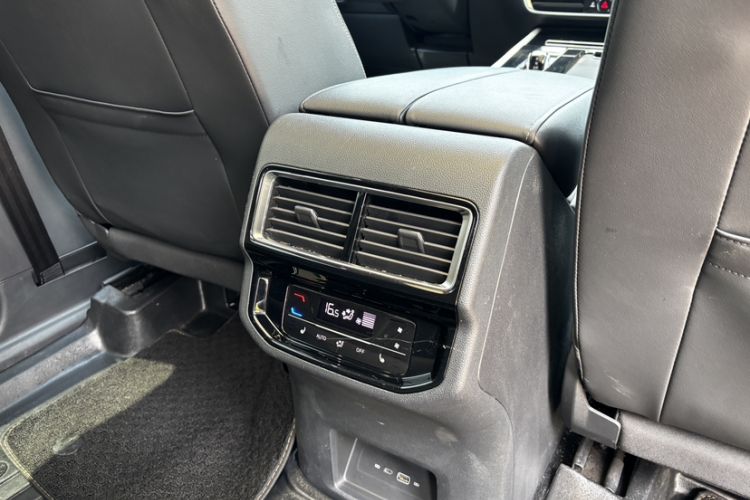 Used Volkswagen Teramont 2024 380TSI All-Wheel Drive Longyao Edition Interior 10