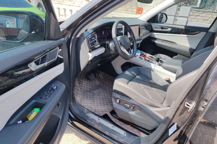 Used Volkswagen Teramont 2024 380TSI All-Wheel Drive Longyao Edition Interior 3