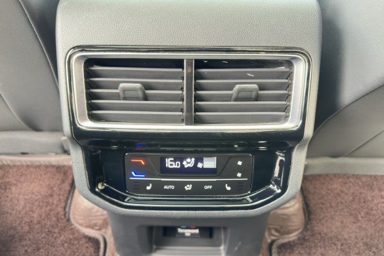 Used Volkswagen Teramont 2024 380TSI All-Wheel Drive Longyao Edition Interior 4
