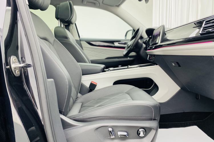 Used Volkswagen Teramont 2024 380TSI Four-Wheel Drive Prestige Flagship Edition Interior 4