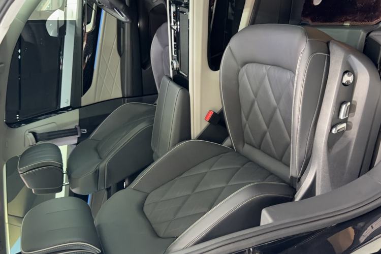 Used Volkswagen Teramont 2024 380TSI All-Wheel Drive Longyao Edition Interior 5
