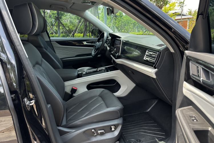 Used Volkswagen Teramont 2024 380TSI All-Wheel Drive Longyao Edition Interior 8