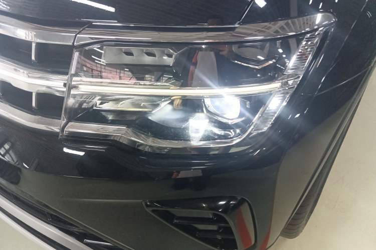 Used Volkswagen Teramont 2024 380TSI All-Wheel Drive Longyao Edition Left Front Headlight