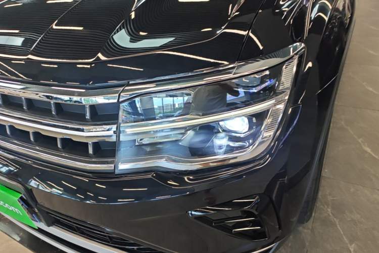 Used Volkswagen Teramont 2024 380TSI All-Wheel Drive Longyao Edition Left Front Headlight