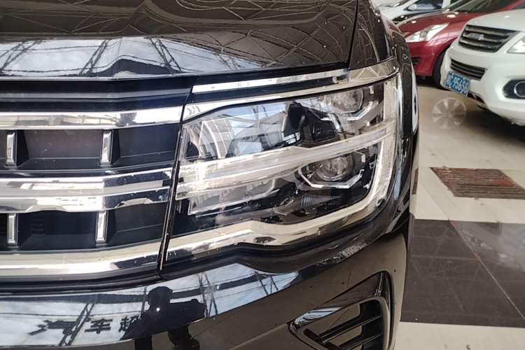 Used Volkswagen Teramont 2024 380TSI Four-Wheel Drive Prestige Luxury Edition Left Front Headlight