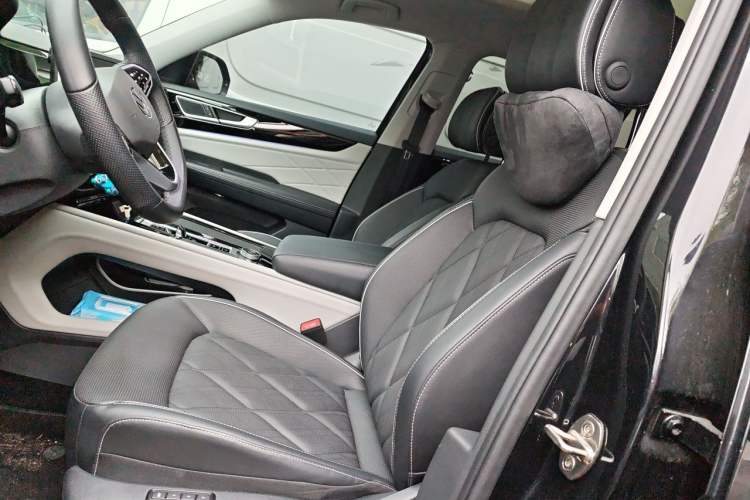 Used Volkswagen Teramont 2024 380TSI All-Wheel Drive Longyao Edition Left Front Seat