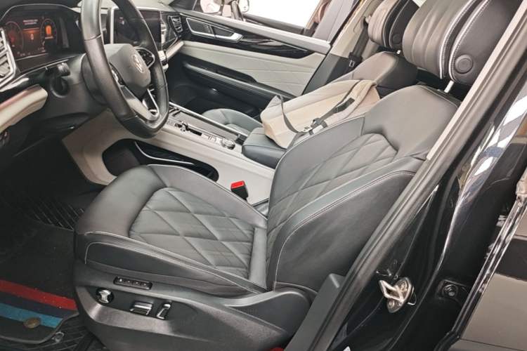 Used Volkswagen Teramont 2024 380TSI All-Wheel Drive Longyao Edition Left Front Seat