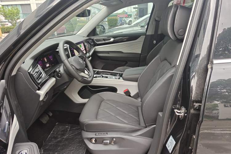 Used Volkswagen Teramont 2024 380TSI Four-Wheel Drive Longxiang Edition Left Front Seat