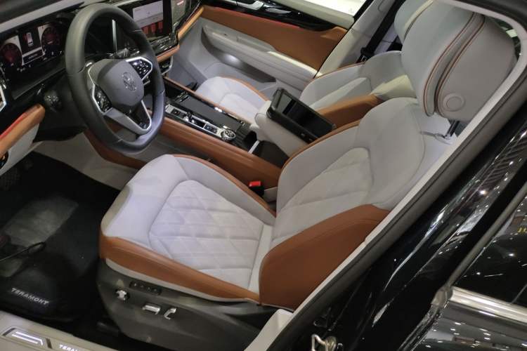 Used Volkswagen Teramont 2024 380TSI Four-Wheel Drive Prestige Flagship Edition Left Front Seat