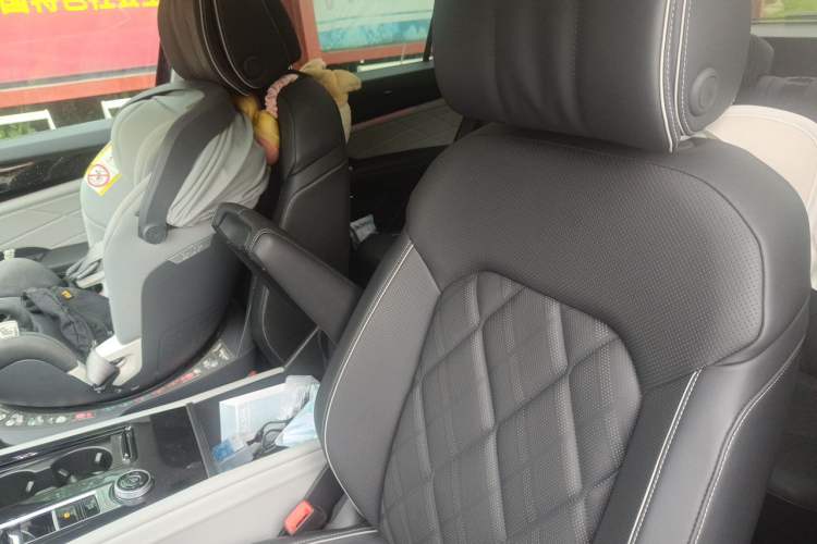 Used Volkswagen Teramont 2024 380TSI All-Wheel Drive Longyao Edition Left Front Seat