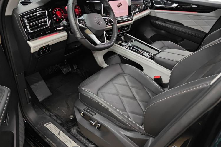 Used Volkswagen Teramont 2024 380TSI Four-Wheel Drive Prestige Luxury Edition Left Front Seat