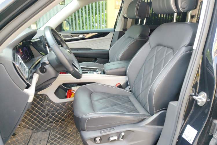 Used Volkswagen Teramont 2024 380TSI Four-Wheel Drive Prestige Luxury Edition Left Front Seat