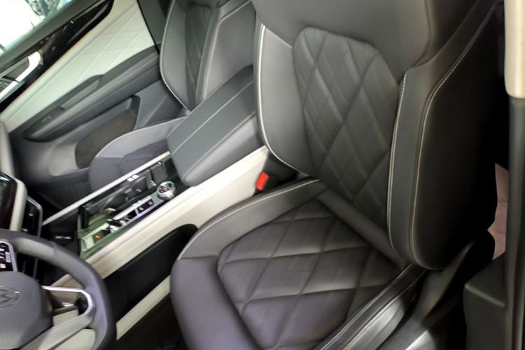 Used Volkswagen Teramont 2024 380TSI Four-Wheel Drive Prestige Luxury Edition Left Front Seat