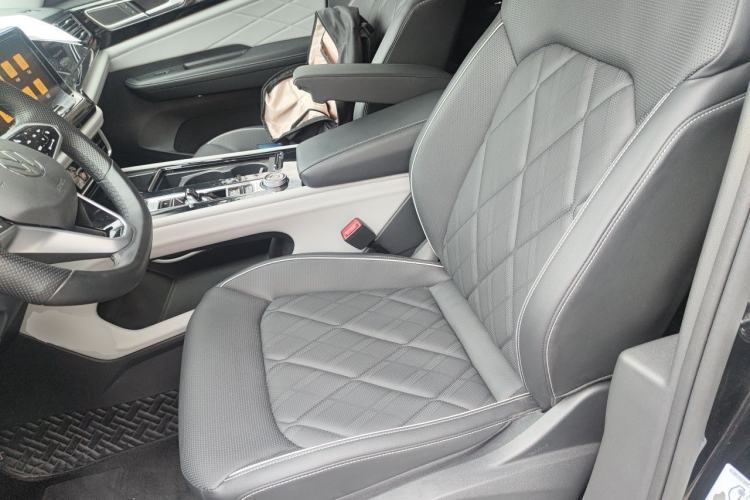 Used Volkswagen Teramont 2024 380TSI Four-Wheel Drive Prestige Luxury Edition Left Front Seat