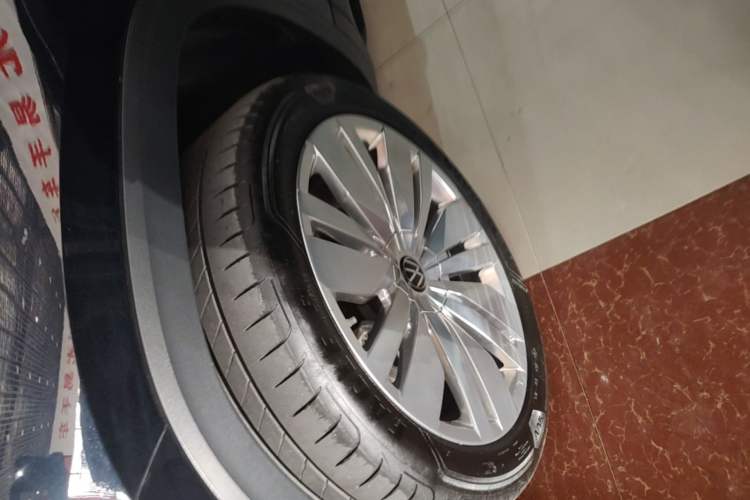Used Volkswagen Teramont 2024 380TSI Four-Wheel Drive Prestige Flagship Edition Left Front Wheel Hub