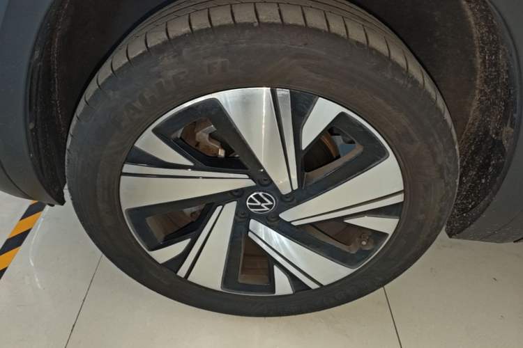 Used Volkswagen Teramont 2024 380TSI Four-Wheel Drive Prestige Luxury Edition Left Front Wheel Hub