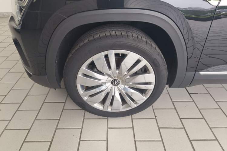 Used Volkswagen Teramont 2024 380TSI Four-Wheel Drive Longxiang Edition Left Front Wheel Hub