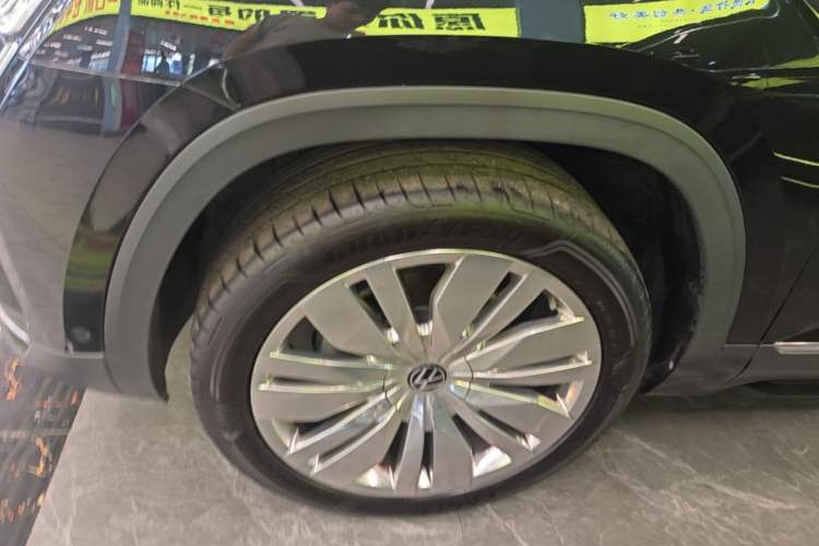 Used Volkswagen Teramont 2024 380TSI Four-Wheel Drive Longxiang Edition Left Front Wheel Hub