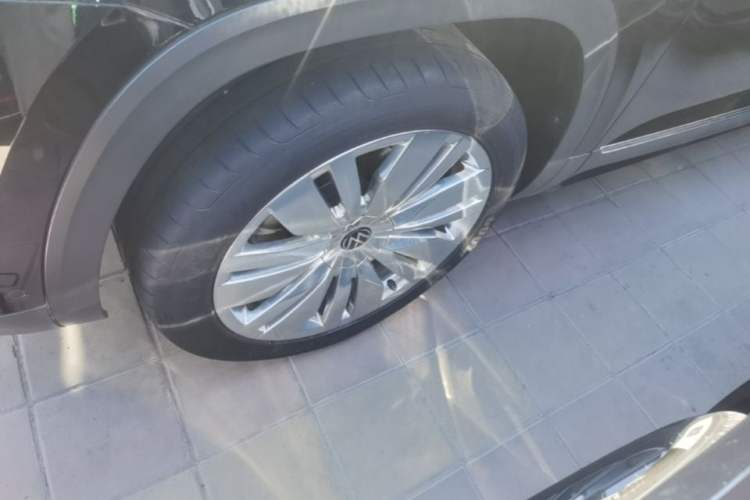 Used Volkswagen Teramont 2024 380TSI Four-Wheel Drive Prestige Flagship Edition Left Front Wheel Hub