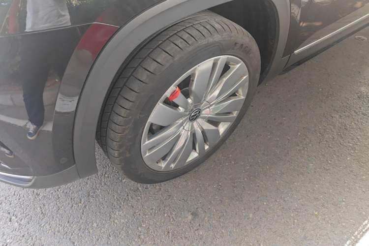 Used Volkswagen Teramont 2024 380TSI Four-Wheel Drive Prestige Luxury Edition Left Front Wheel Hub
