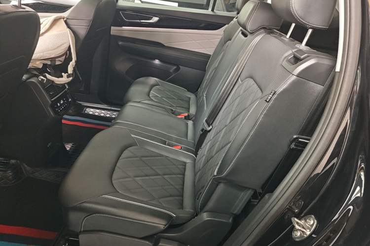 Used Volkswagen Teramont 2024 380TSI All-Wheel Drive Longyao Edition Left Rear Seat