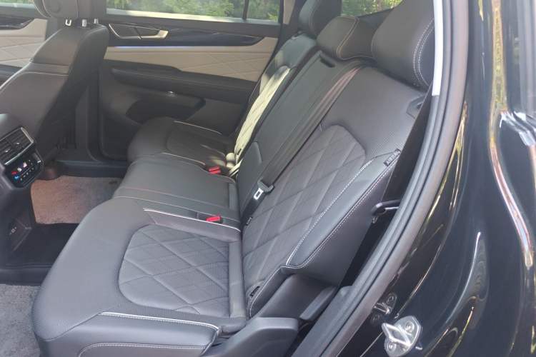 Used Volkswagen Teramont 2024 380TSI All-Wheel Drive Longyao Edition Left Rear Seat