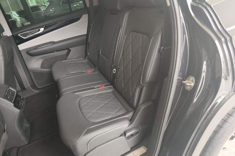 Used Volkswagen Teramont 2024 380TSI Four-Wheel Drive Longxiang Edition Left Rear Seat