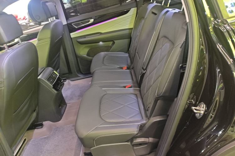Used Volkswagen Teramont 2024 380TSI Four-Wheel Drive Longxiang Edition Left Rear Seat