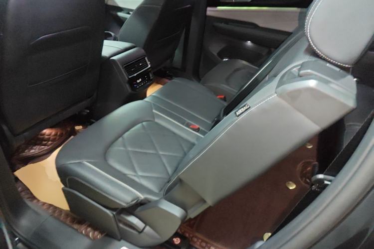 Used Volkswagen Teramont 2024 530 V6 All-Wheel Drive Prestige Luxury Edition Left Rear Seat