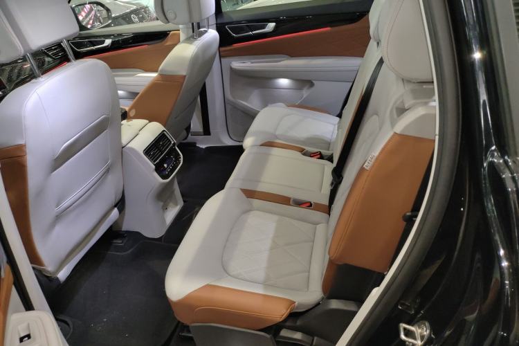 Used Volkswagen Teramont 2024 380TSI Four-Wheel Drive Prestige Flagship Edition Left Rear Seat