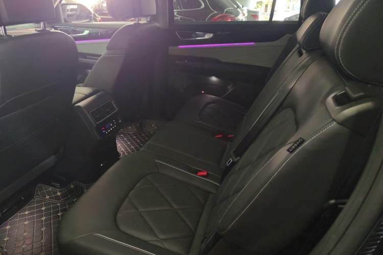 Used Volkswagen Teramont 2024 380TSI Four-Wheel Drive Prestige Luxury Edition Left Rear Seat