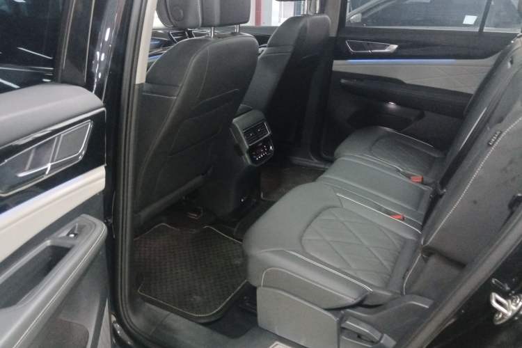 Used Volkswagen Teramont 2024 380TSI All-Wheel Drive Longyao Edition Left Rear Seat