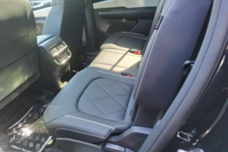 Used Volkswagen Teramont 2024 380TSI Four-Wheel Drive Prestige Flagship Edition Left Rear Seat