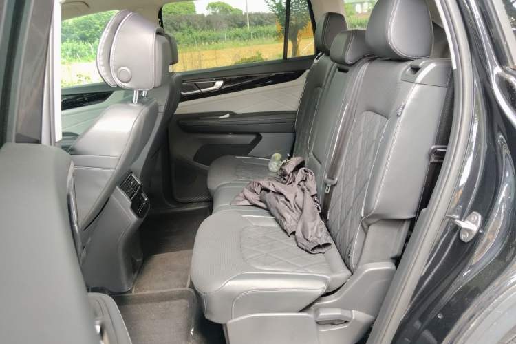 Used Volkswagen Teramont 2024 380TSI Four-Wheel Drive Prestige Luxury Edition Left Rear Seat