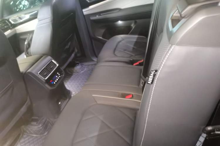 Used Volkswagen Teramont 2024 380TSI Four-Wheel Drive Prestige Luxury Edition Left Rear Seat