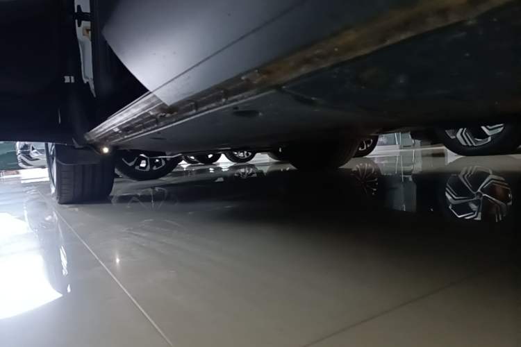 Used Volkswagen Teramont 2024 380TSI All-Wheel Drive Longyao Edition Left Side Sill