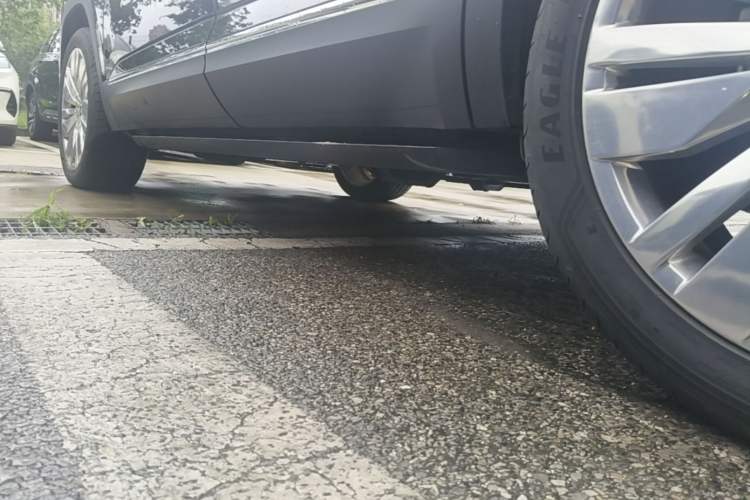Used Volkswagen Teramont 2024 380TSI Four-Wheel Drive Longxiang Edition Left Side Sill