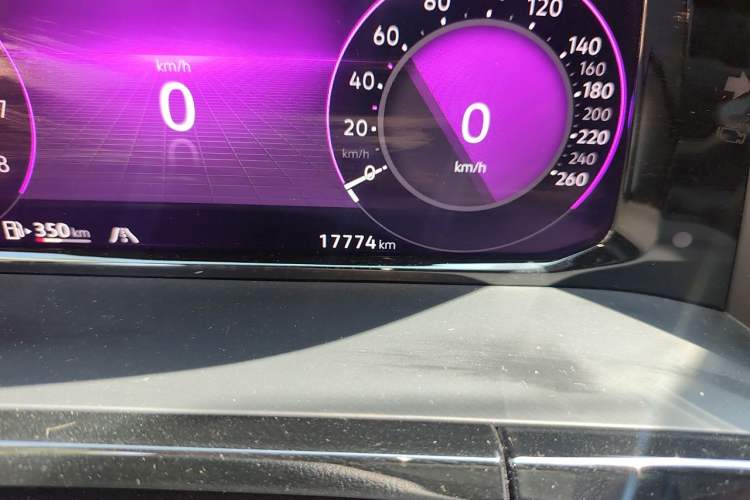 Used Volkswagen Teramont 2024 380TSI Four-Wheel Drive Prestige Luxury Edition Odometer Close Up