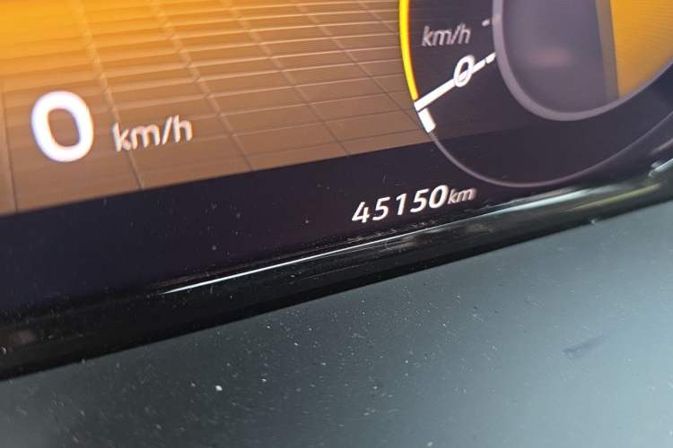 Used Volkswagen Teramont 2024 380TSI Four-Wheel Drive Luxury Edition Odometer Close Up